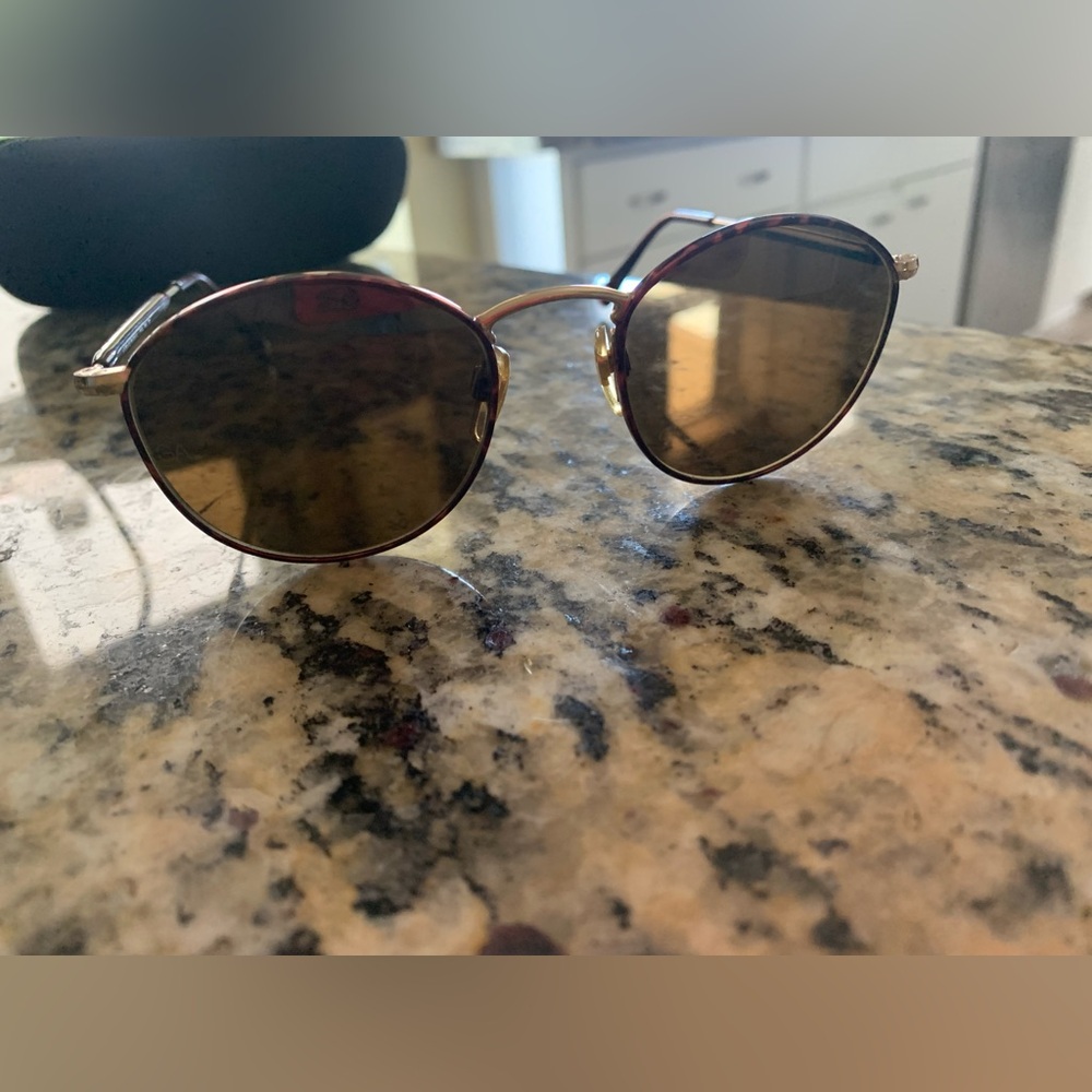 Vintage 90s Giorgio Armani Tortoise Rimmed Sunglasses